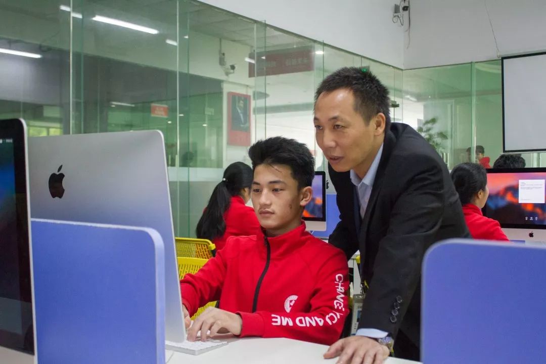 珠海市南方爱迪技工学校